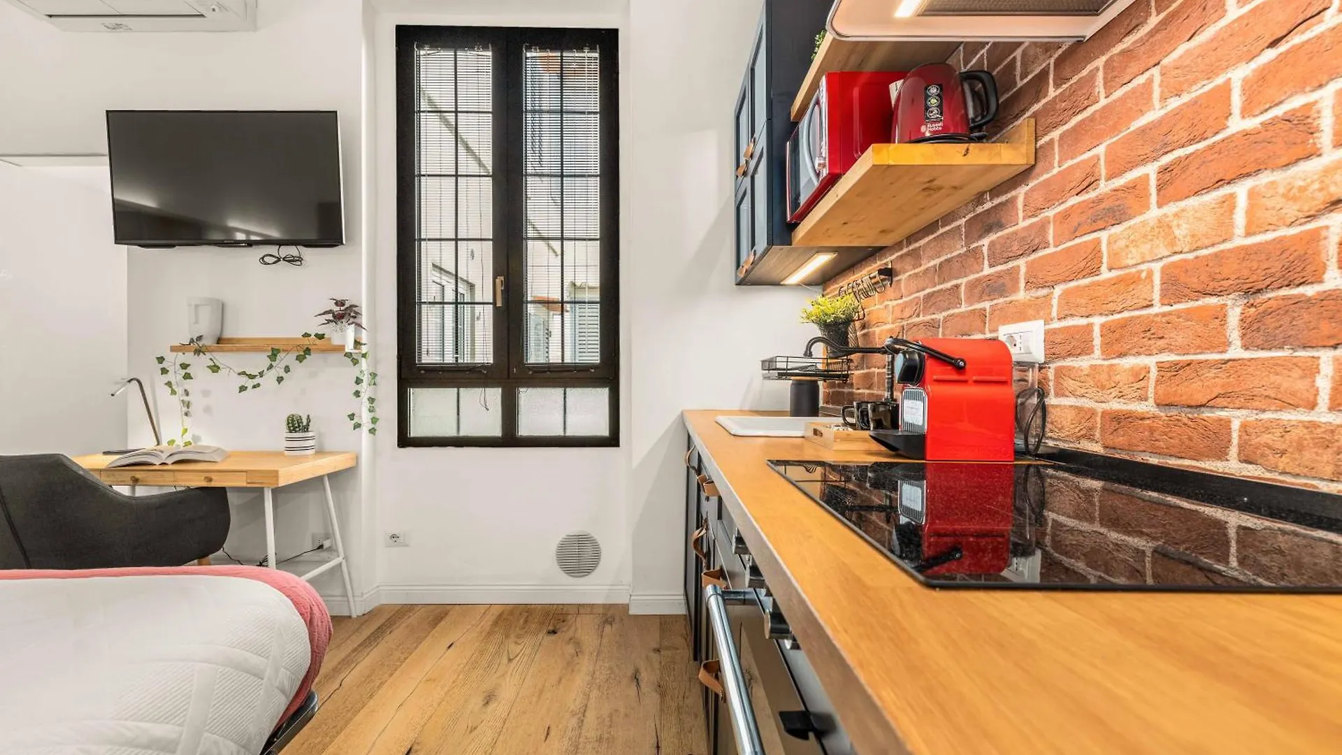 Exclusive Design Apartment Florence