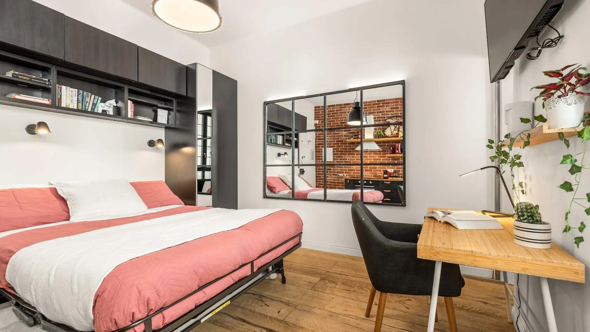Exclusive Design Apartment Florence Italy